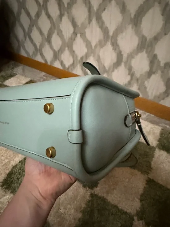 Coach Leather GLOV SW ZIP shoulder Bag - Picture 11 of 14